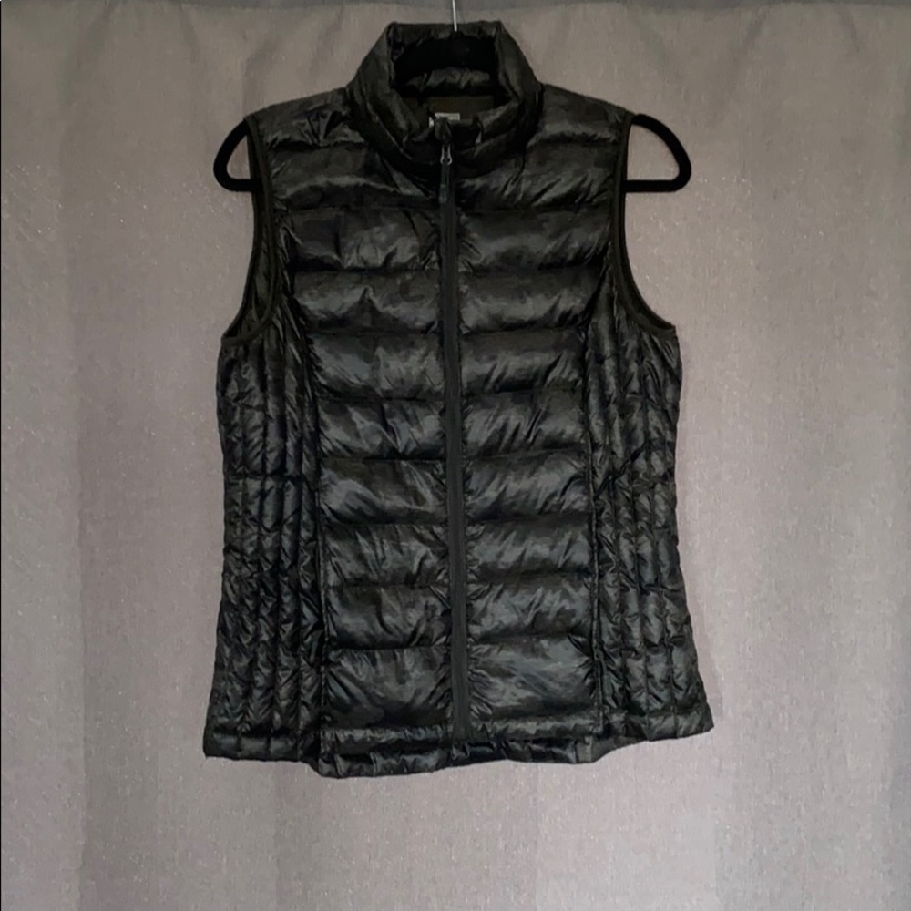 Camo Print Shiny Puffer Vest